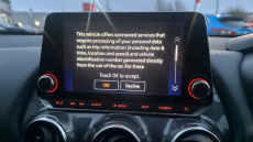 Nissan Juke 1.0 DiG-T N-Connecta 5dr Petrol Hatchback